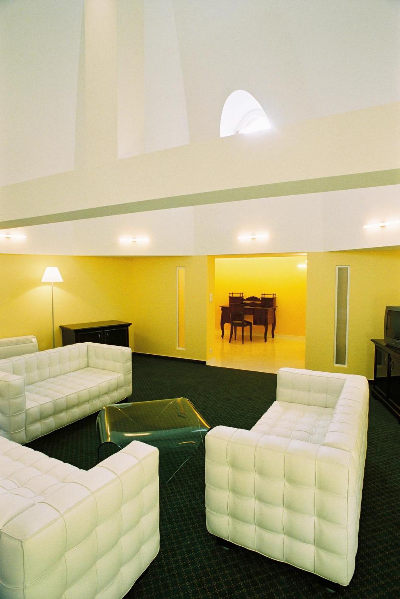 Park Hotel Tartuf Beladice Ngoại thất bức ảnh