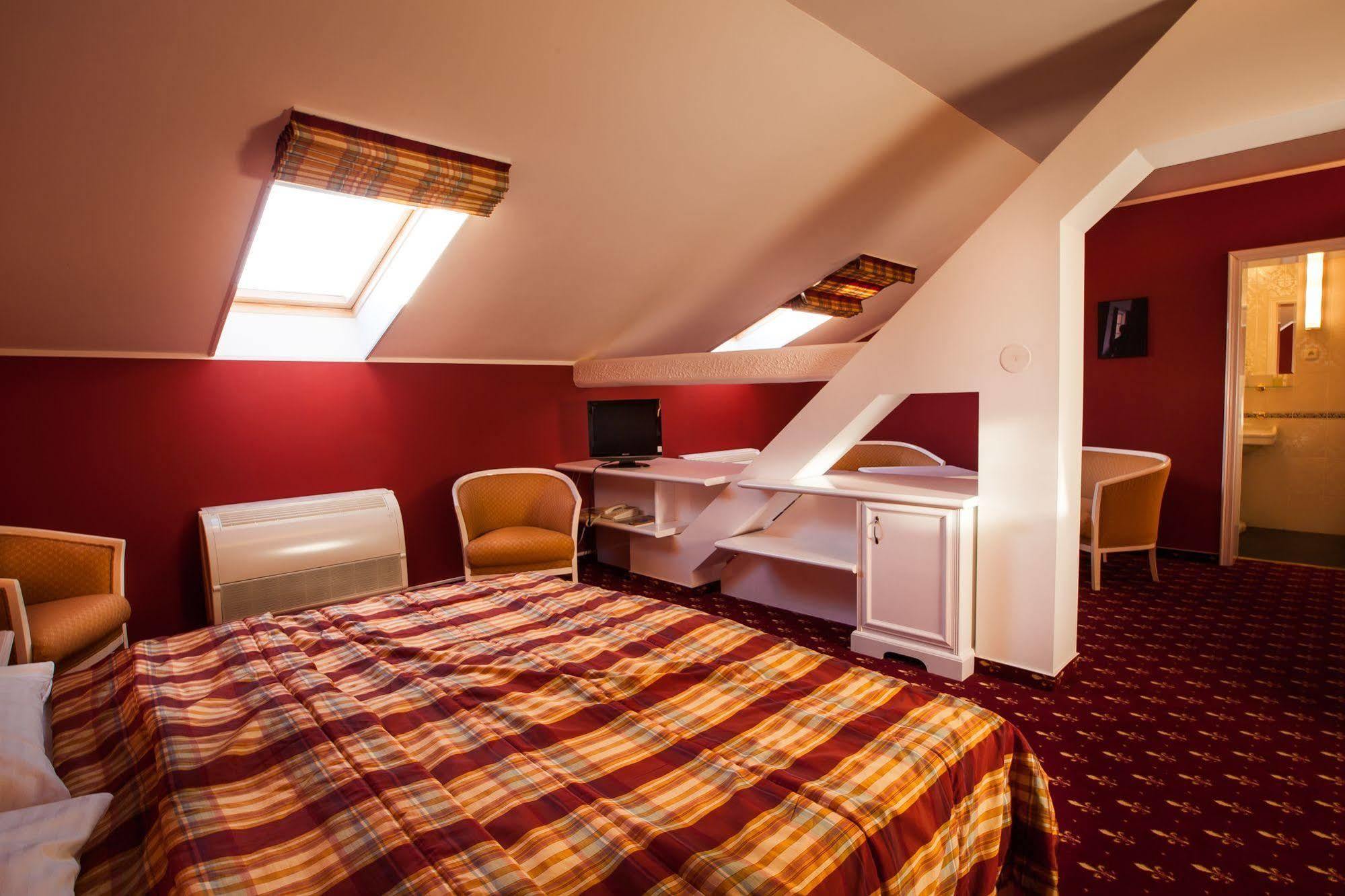 Park Hotel Tartuf Beladice Ngoại thất bức ảnh